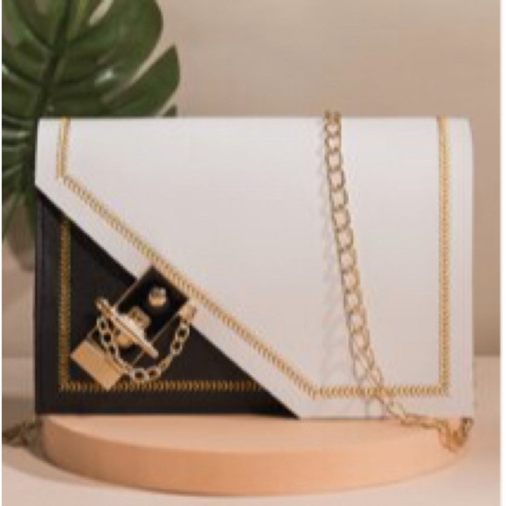 Two-Tone Toggle Lock Flap Square Bag